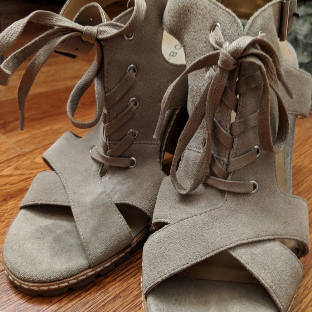 KDB heels - Picture 5 of 5